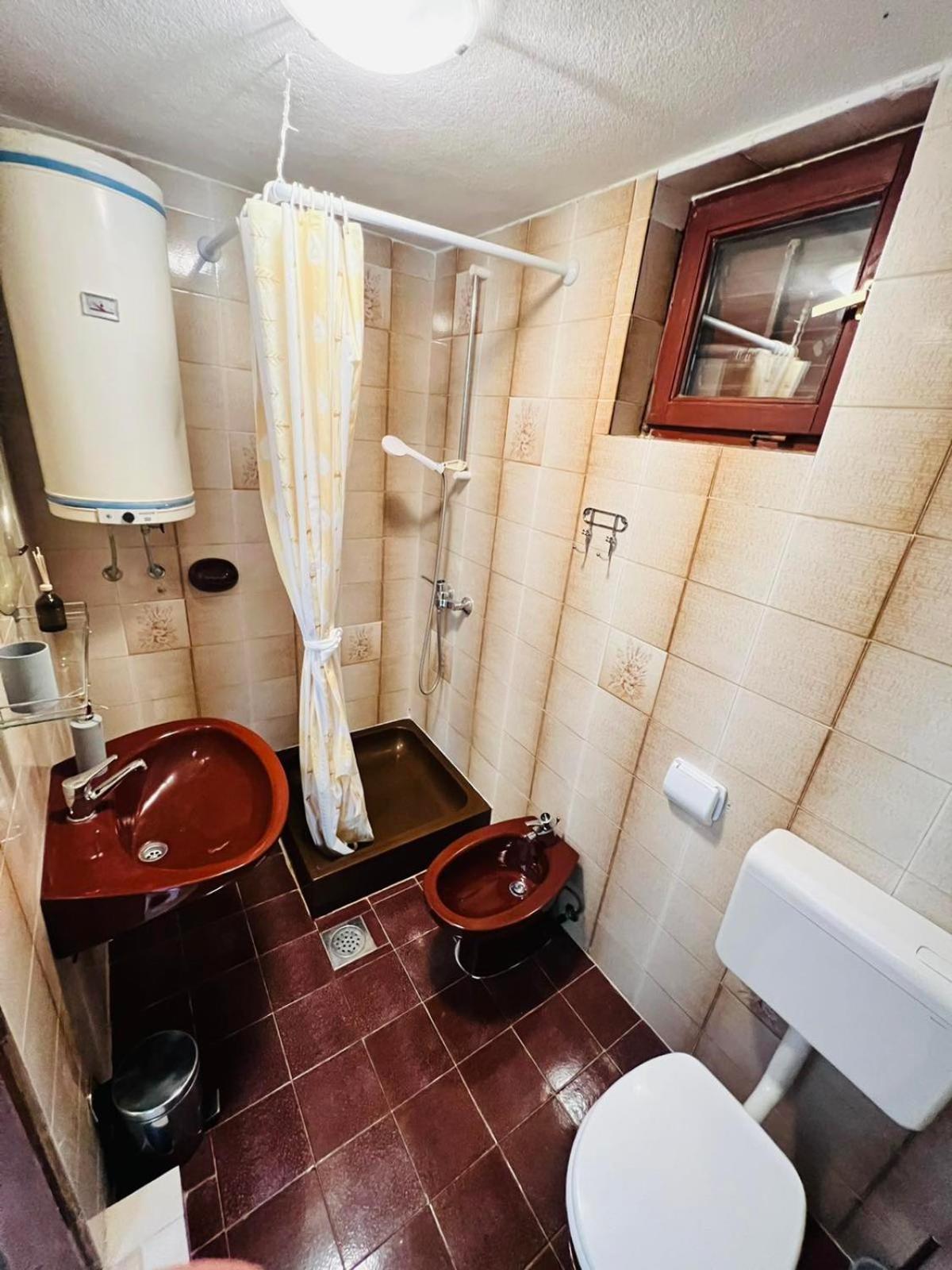 Sea Breeze Apartments With Private Beach And Boat Anchorage Stara Novalja Room photo